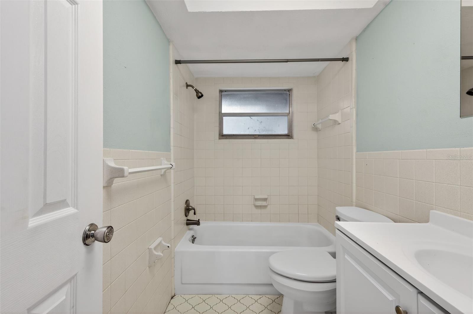 RIDGE CREST GARDENS - Residential