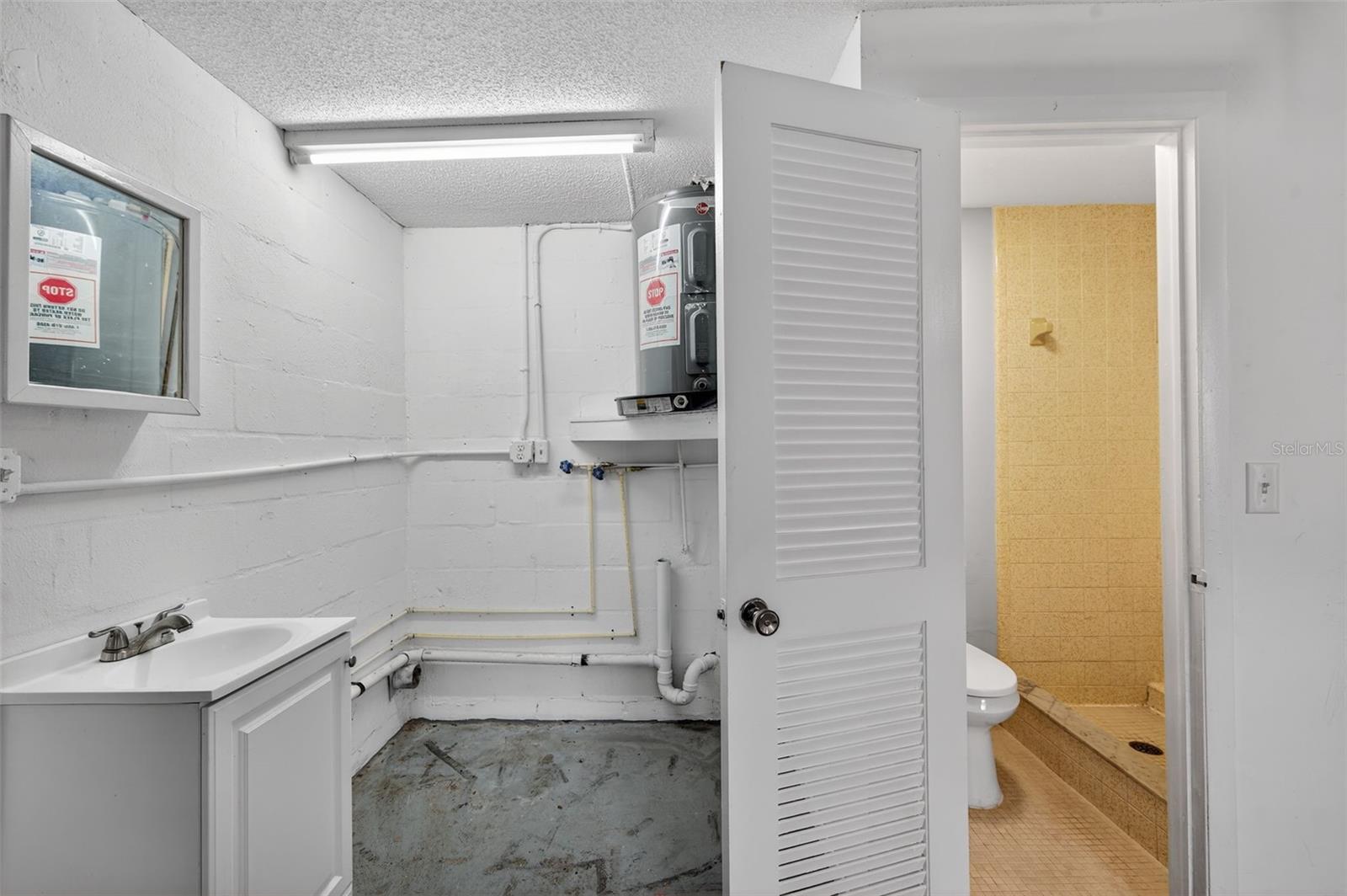 RIDGE CREST GARDENS - Residential