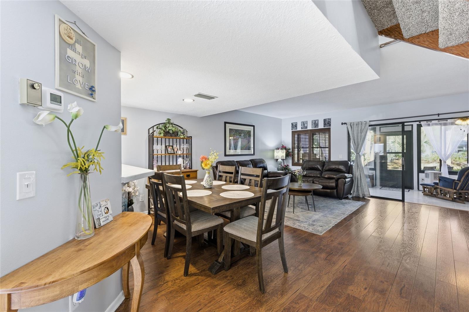 EAST LAKE WOODLANDS WOODS LANDING TWNHMS - Residential