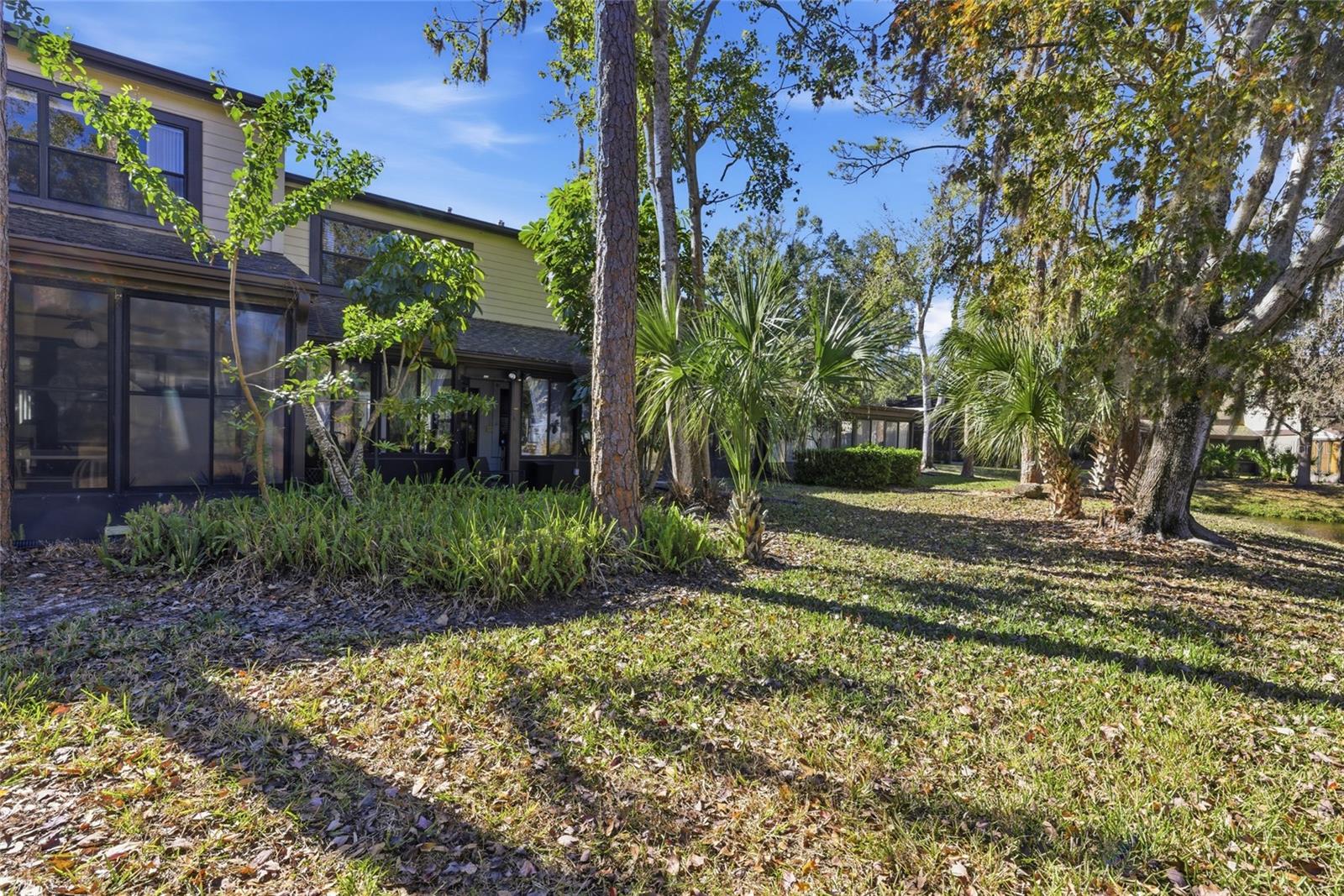 EAST LAKE WOODLANDS WOODS LANDING TWNHMS - Residential