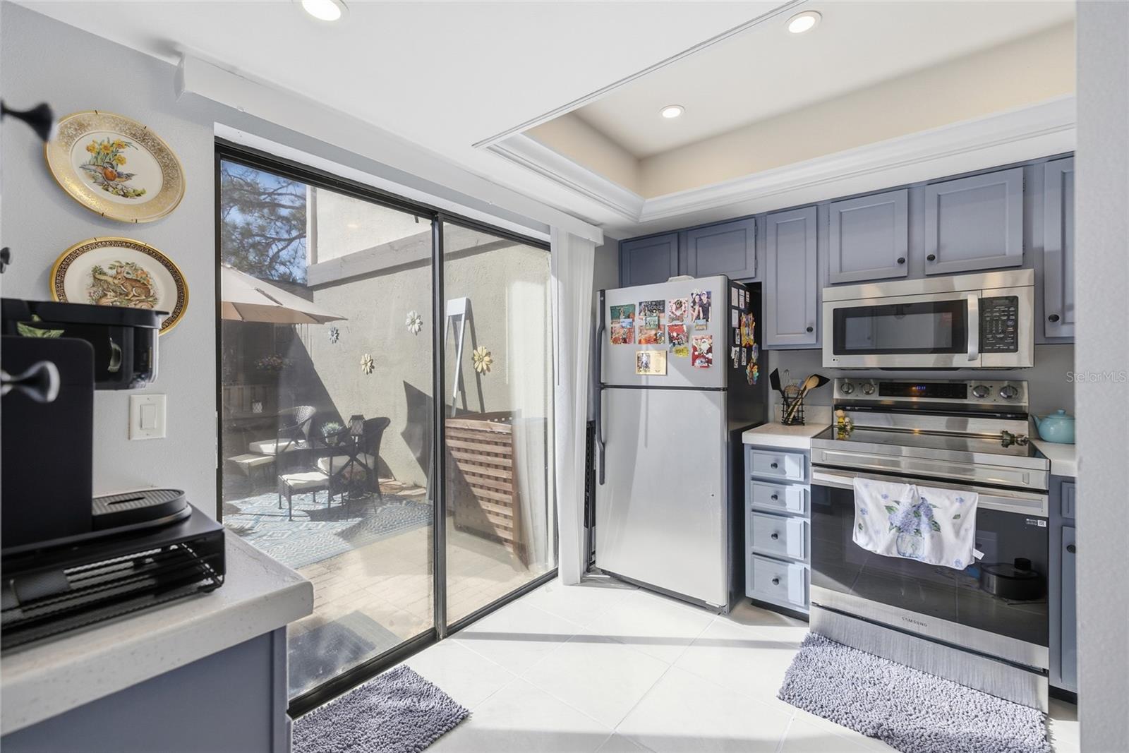 EAST LAKE WOODLANDS WOODS LANDING TWNHMS - Residential