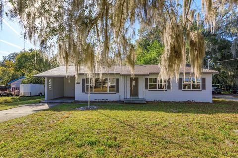 Photo of 458 E University Avenue, Orange City, FL 32763 (MLS # O6371536)