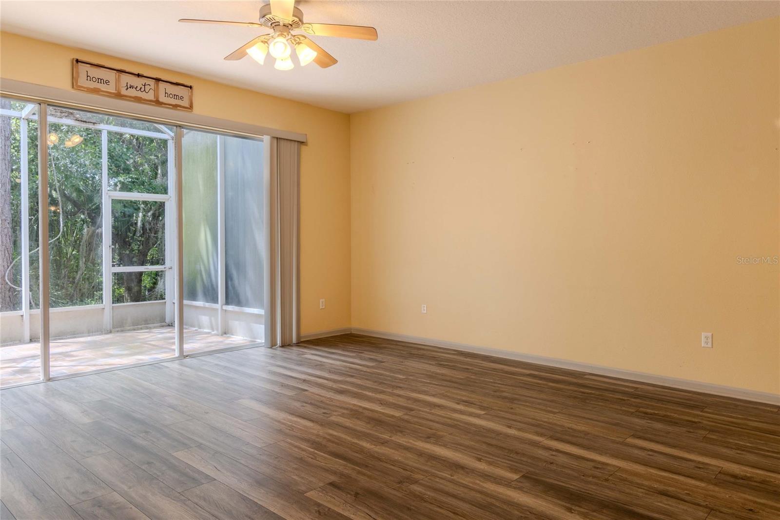 VISTA CAY - Residential