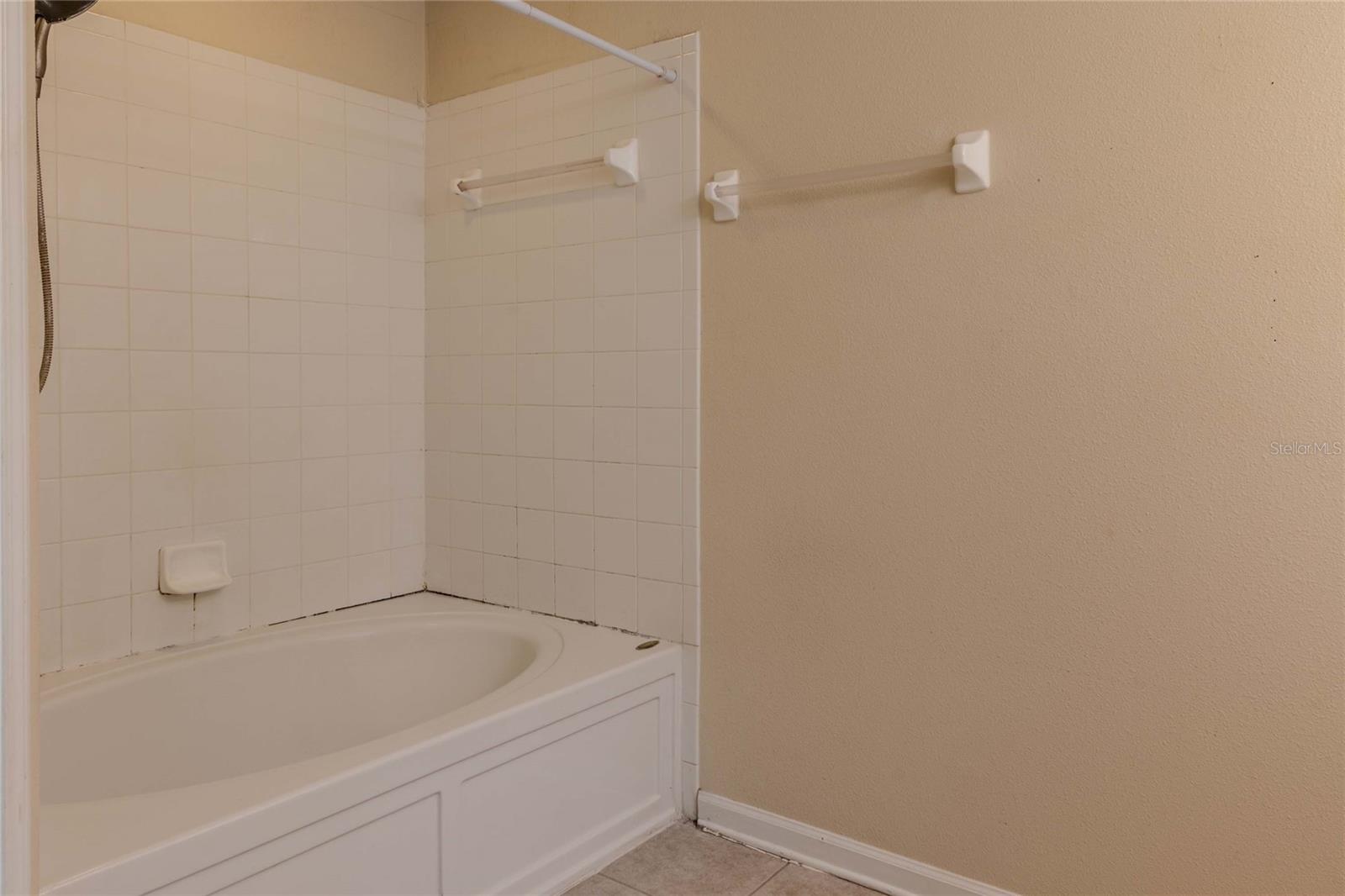 VISTA CAY - Residential