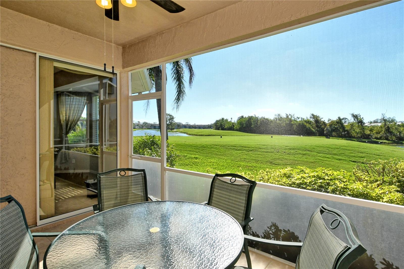 HERITAGE OAKS GOLF & COUNTRY CLUB - Residential