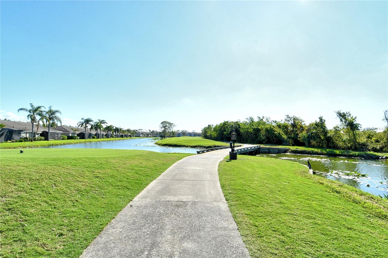 HERITAGE OAKS GOLF & COUNTRY CLUB - Residential