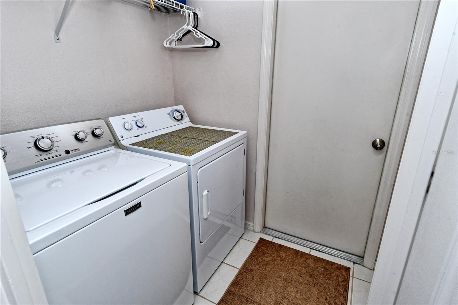 HERITAGE OAKS GOLF & COUNTRY CLUB - Residential