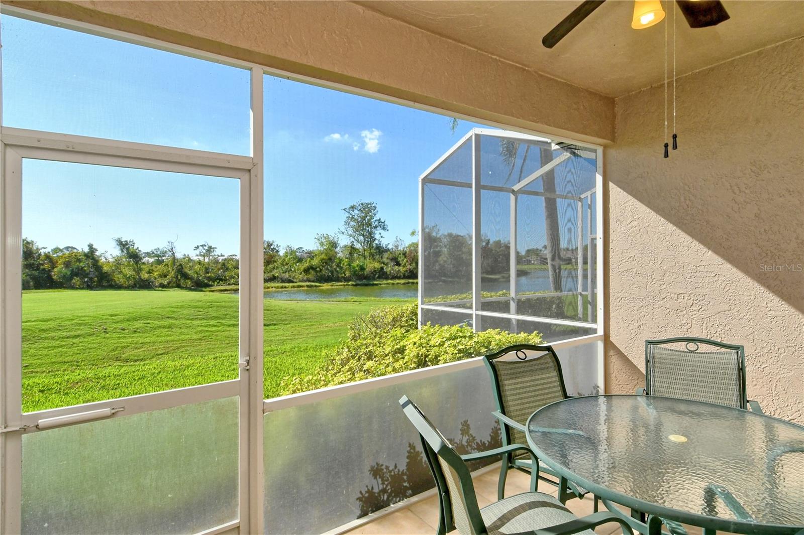 HERITAGE OAKS GOLF & COUNTRY CLUB - Residential