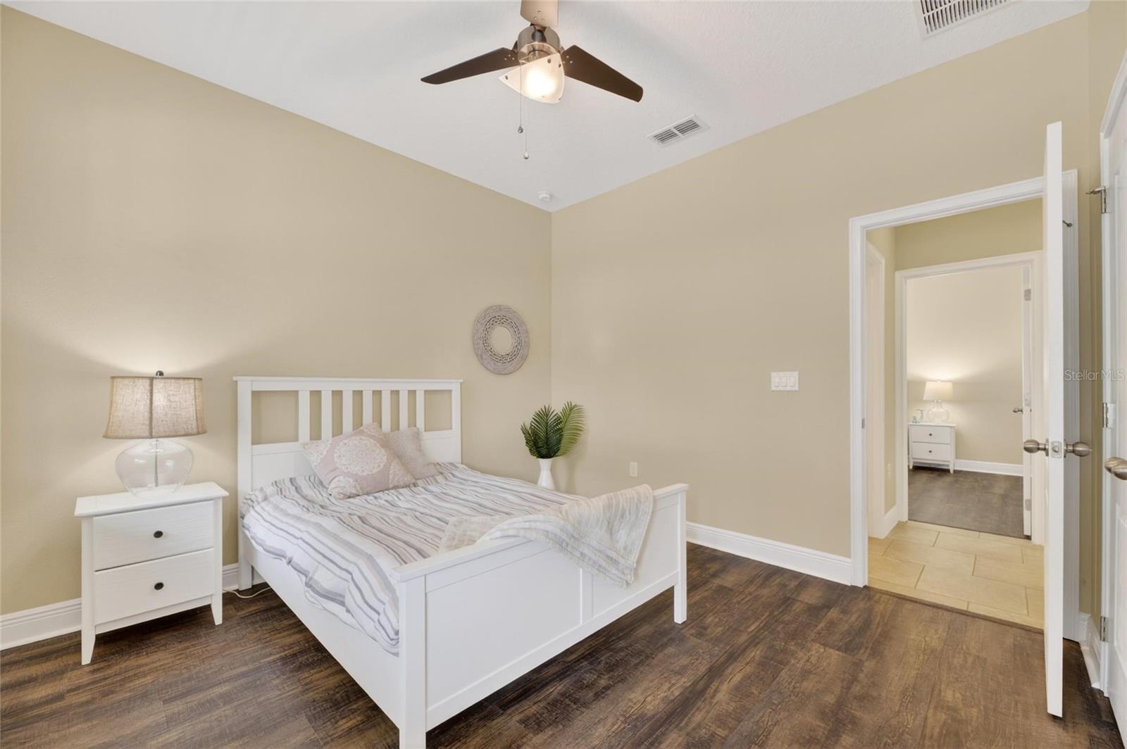 MIRABAY PH 3A-1 - Residential