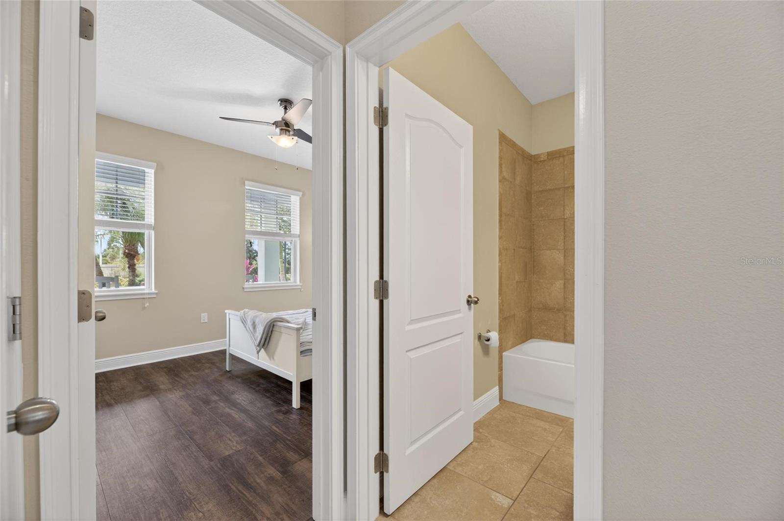 MIRABAY PH 3A-1 - Residential