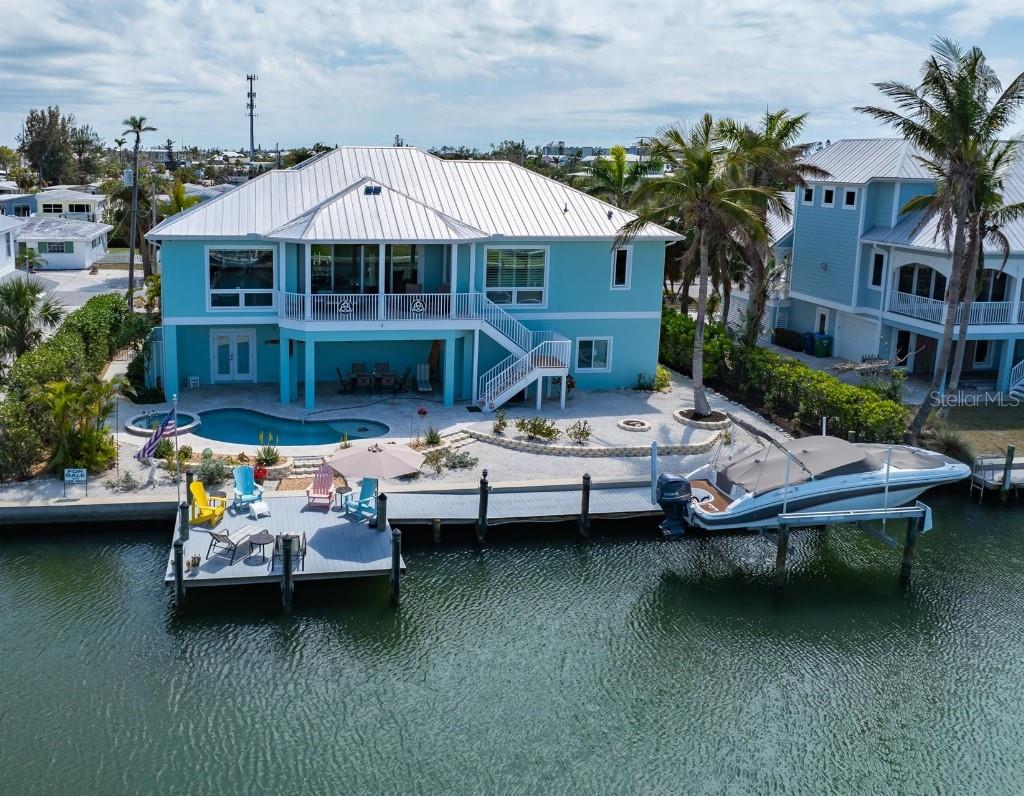 HOLMES BEACH 17TH UNIT - Residential