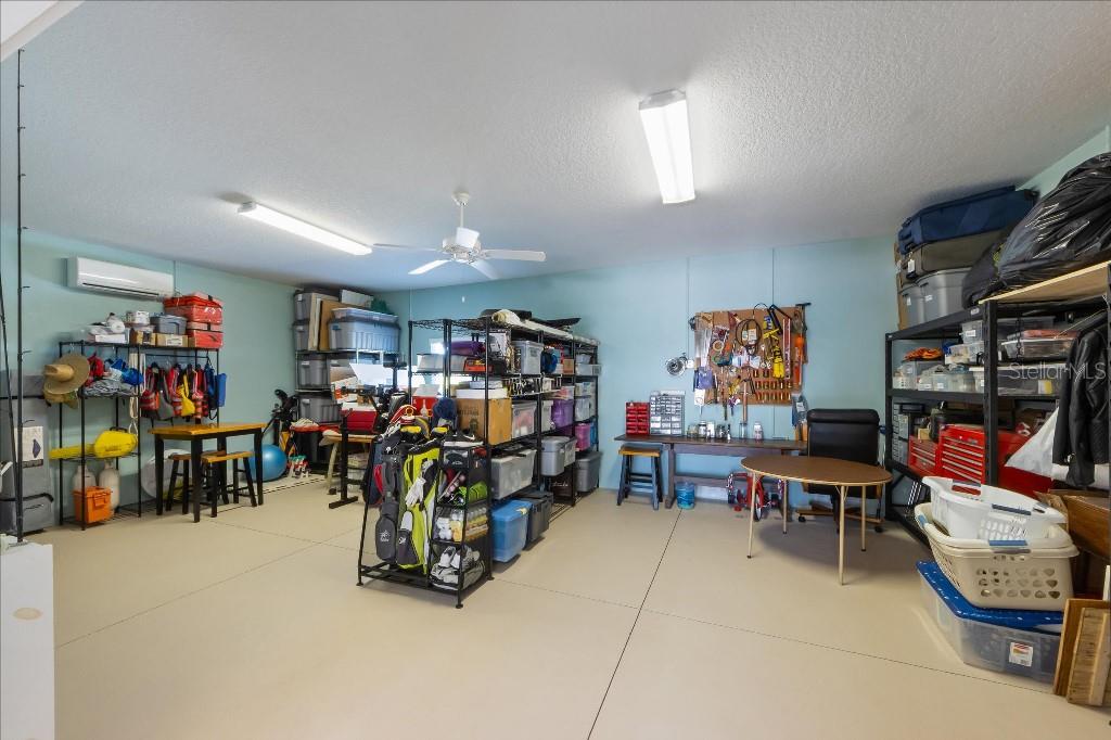 HOLMES BEACH 17TH UNIT - Residential