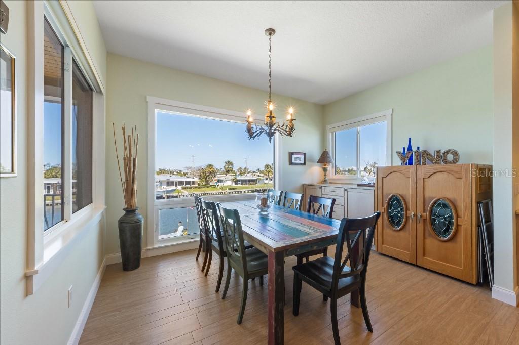 HOLMES BEACH 17TH UNIT - Residential