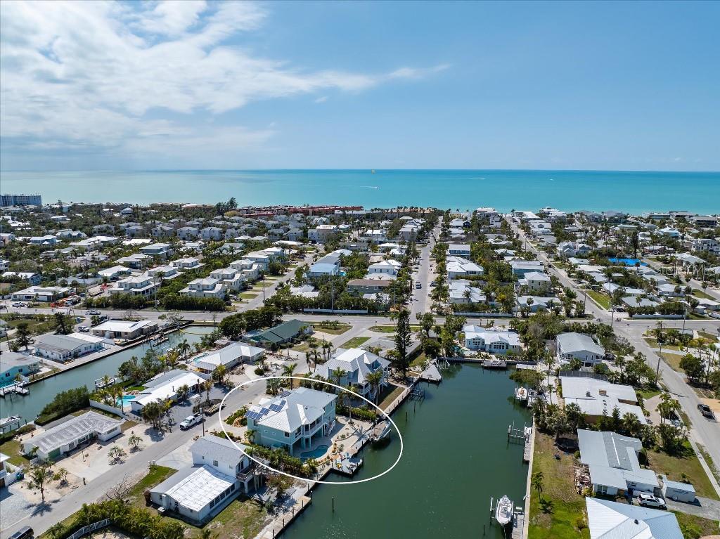 HOLMES BEACH 17TH UNIT - Residential