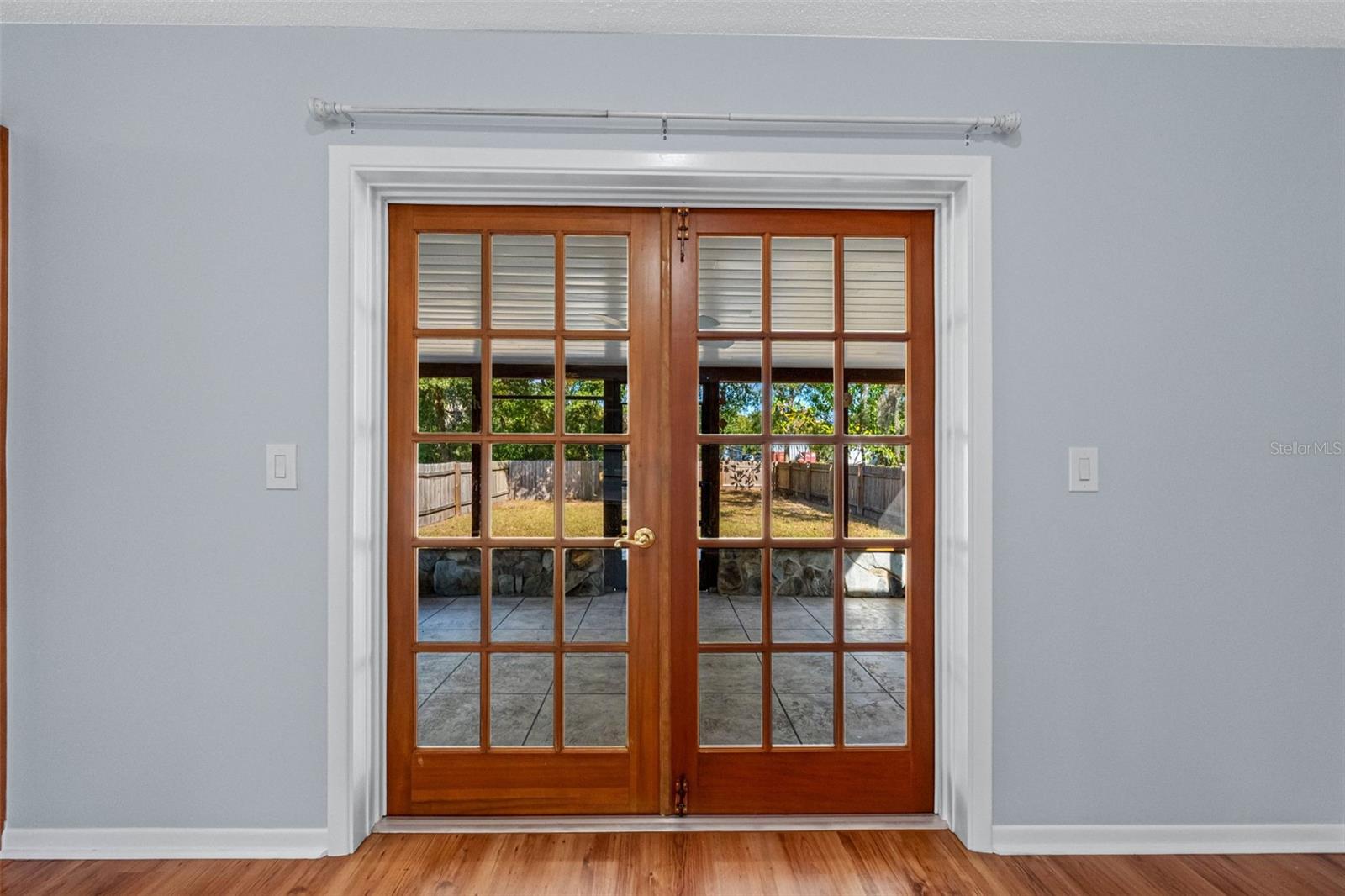 BEVERLY MANOR ESTATES - Residential