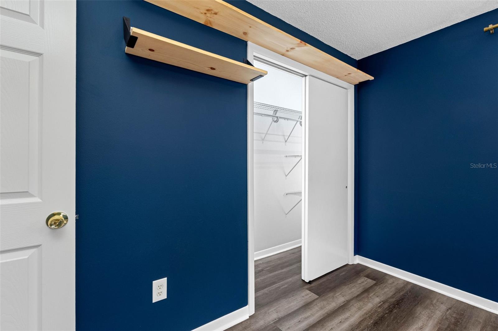 BEVERLY MANOR ESTATES - Residential