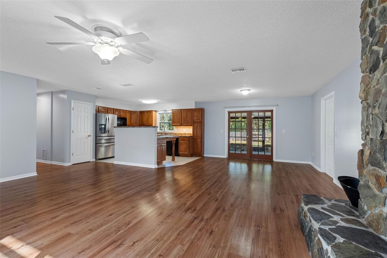 BEVERLY MANOR ESTATES - Residential