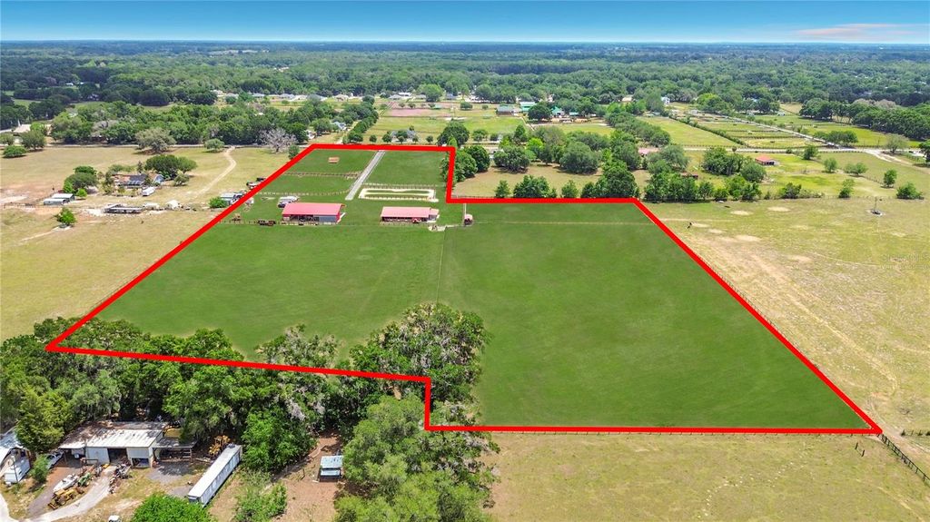 Photo of 16750 SE 19th Court, Summerfield, FL 34491 (MLS # OM723635)