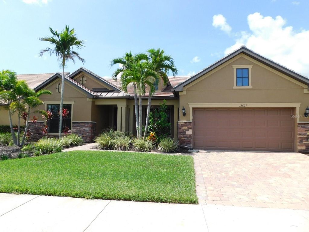 Photo of 13639 Salinas Street, Venice, FL 34293 (MLS # K4902967)