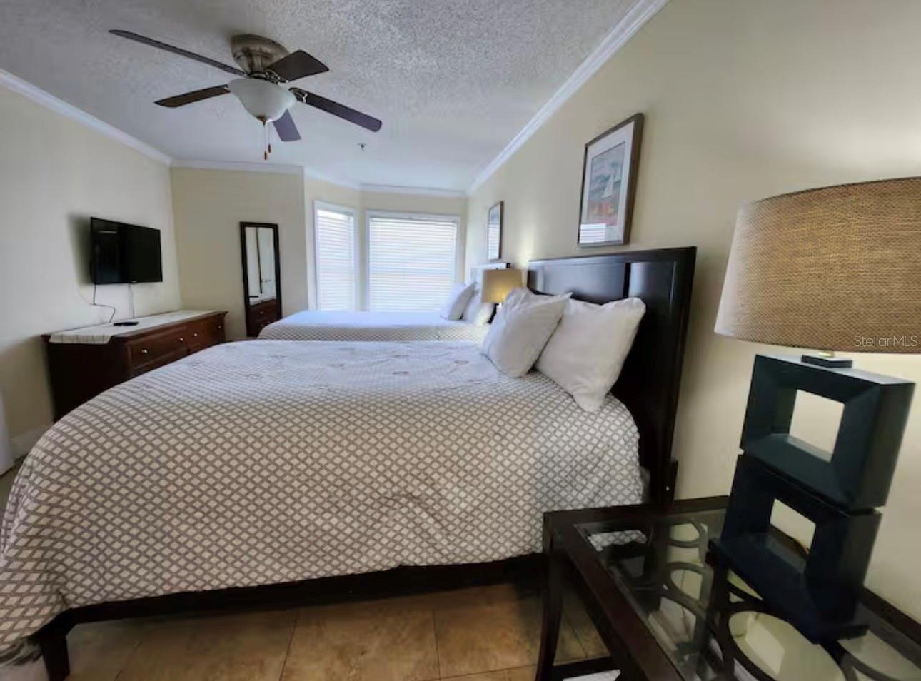 PARKWAY PALMS RSRT MAINGATE - Residential