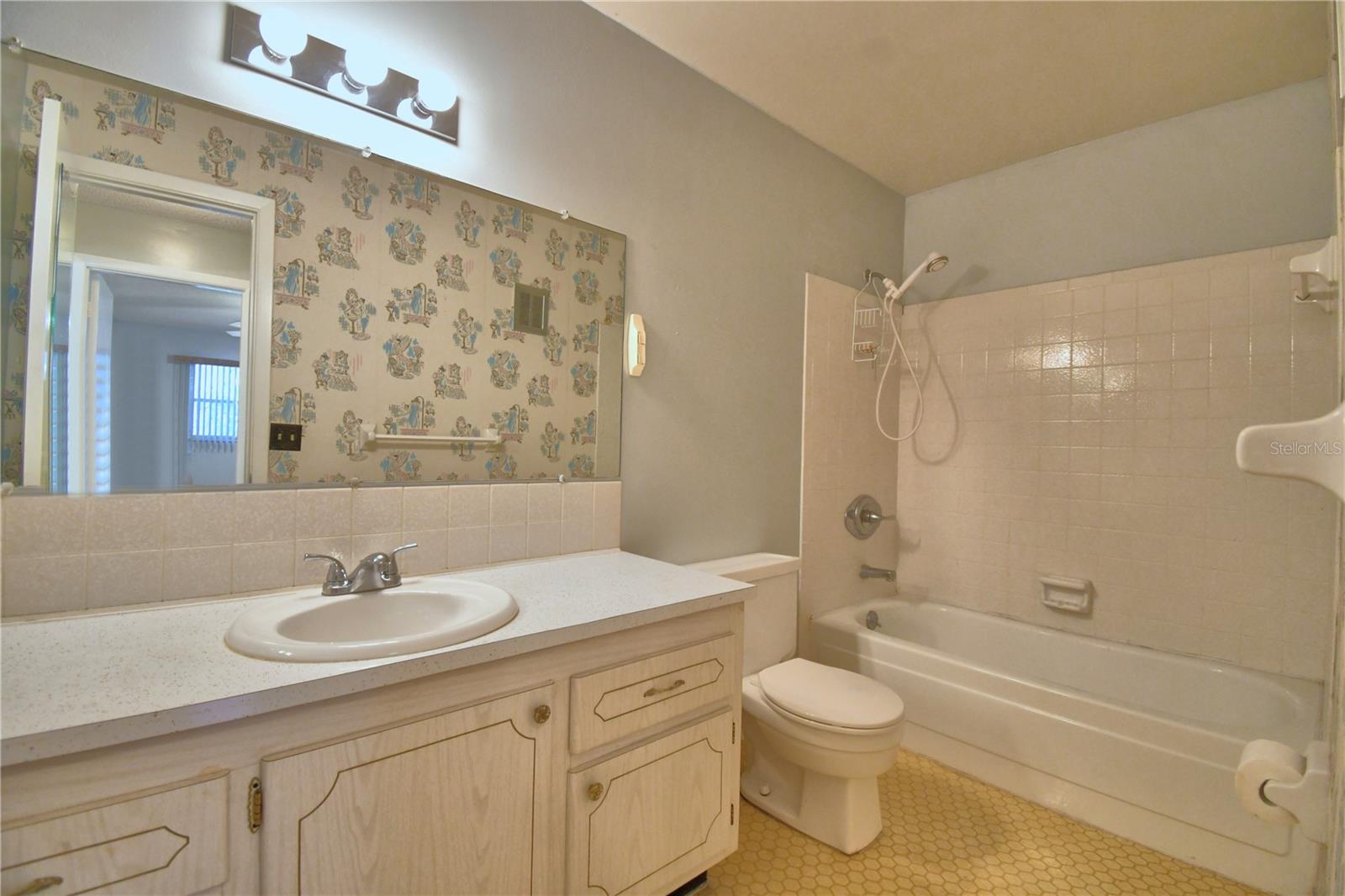 ORCHID SPGS VILL 200 CONDO - Residential