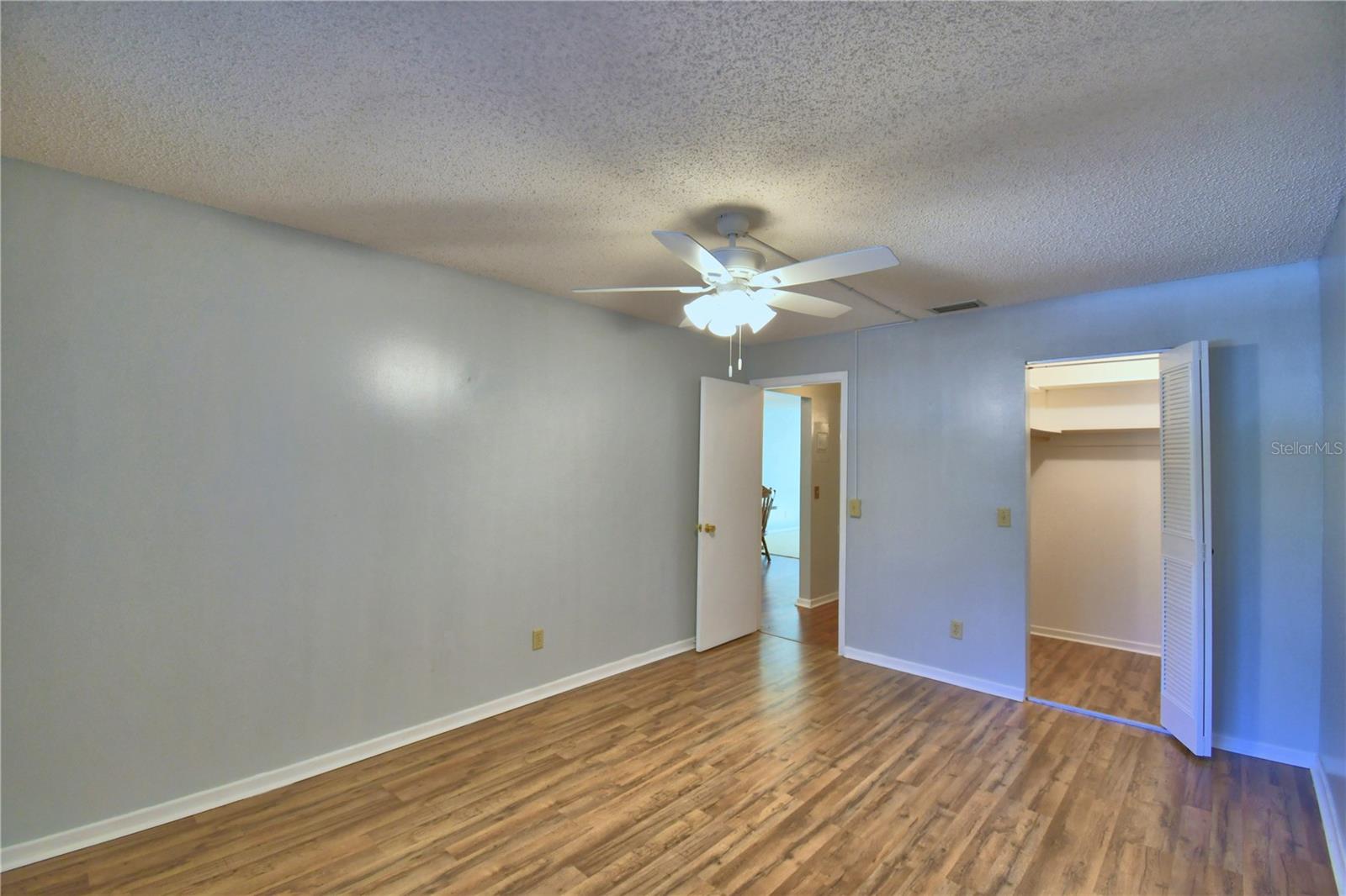 ORCHID SPGS VILL 200 CONDO - Residential