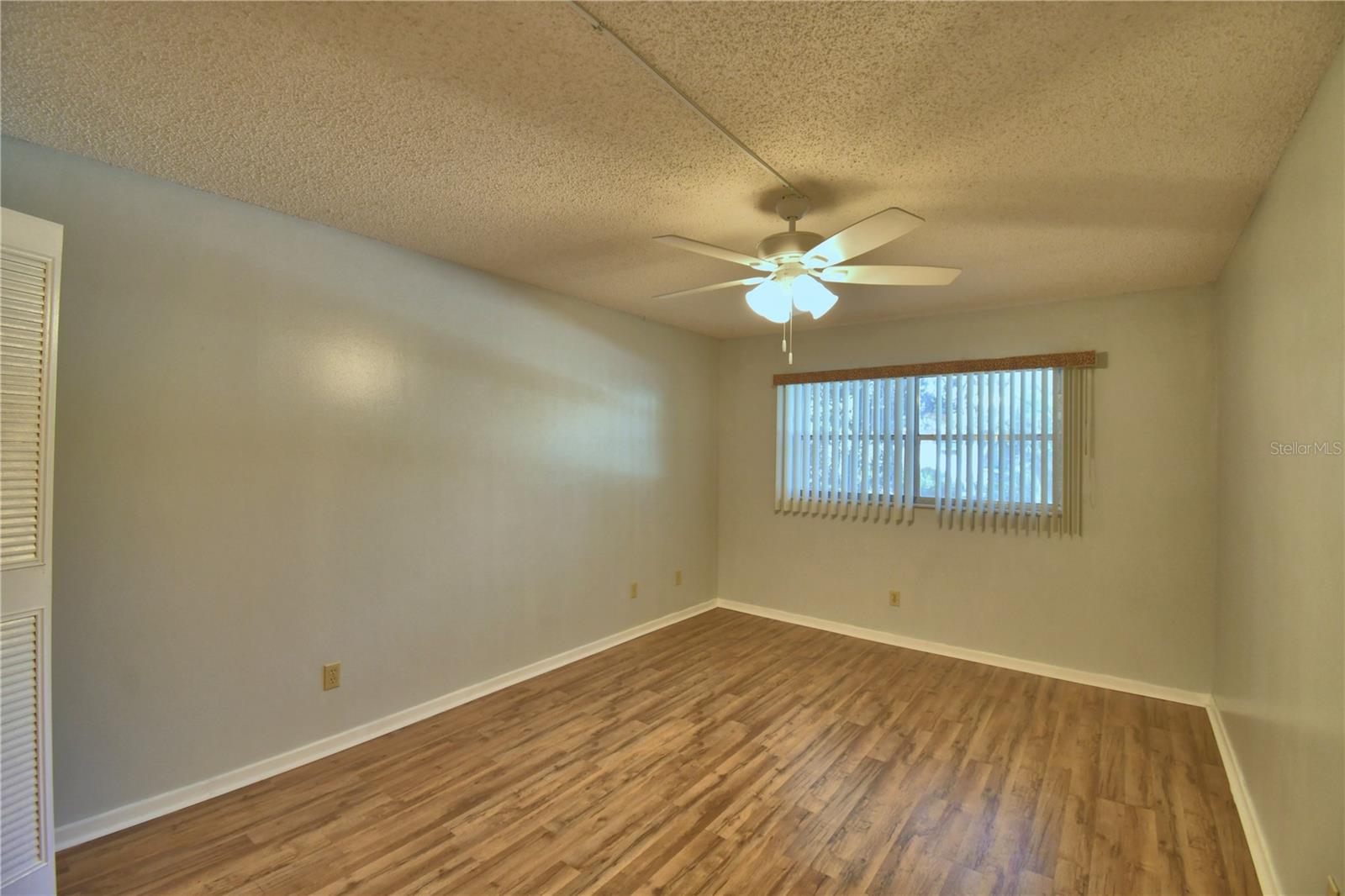 ORCHID SPGS VILL 200 CONDO - Residential