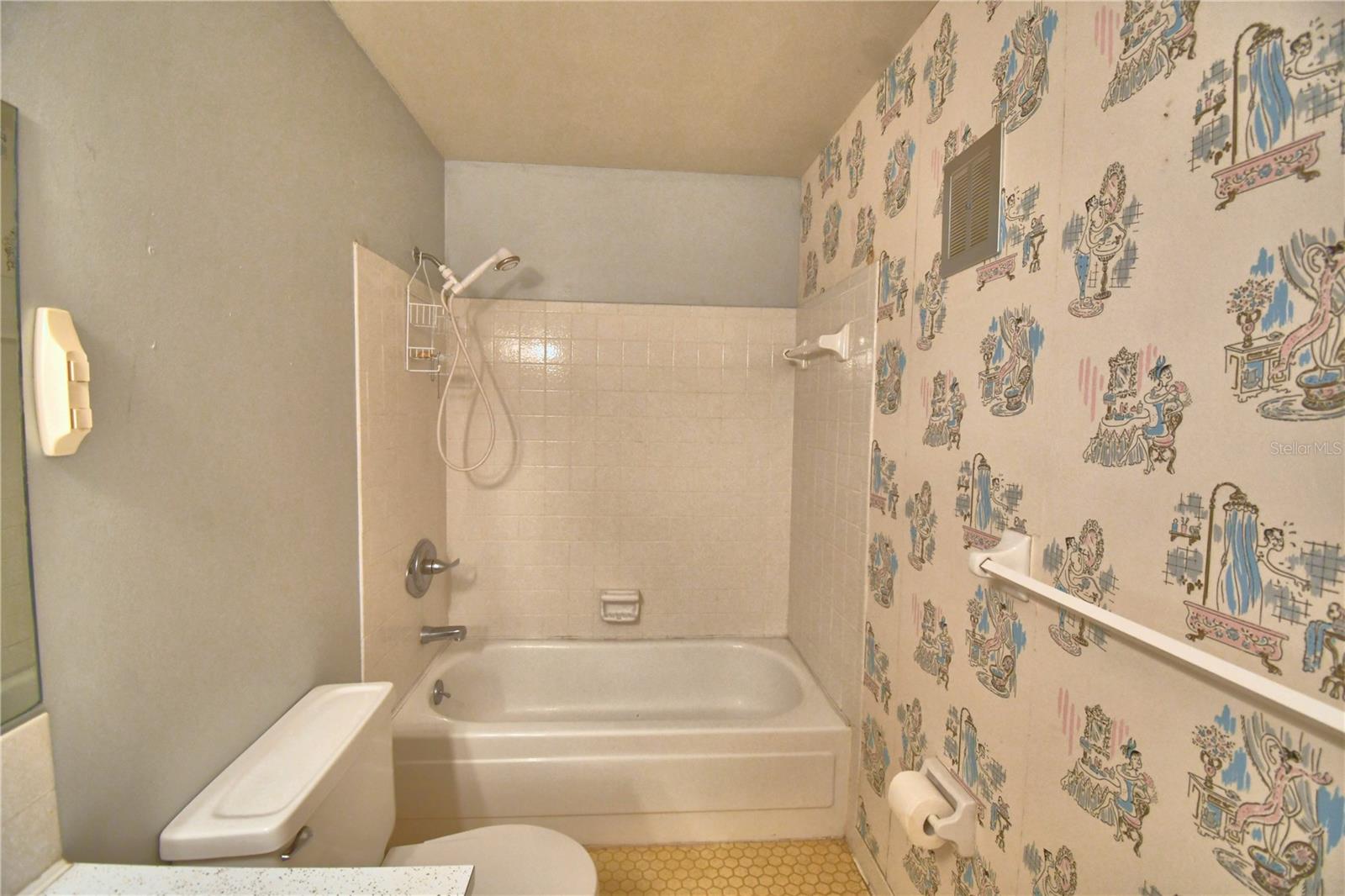 ORCHID SPGS VILL 200 CONDO - Residential