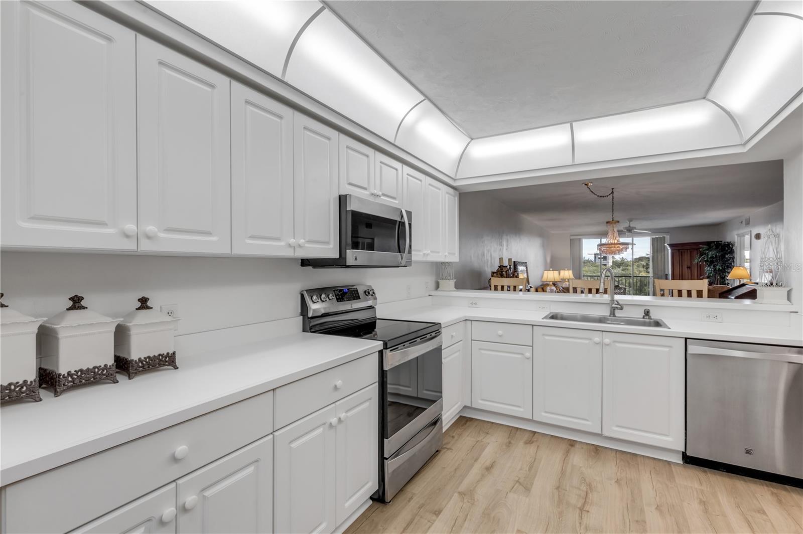 BOUCHELLE ISLAND CONDO - Residential