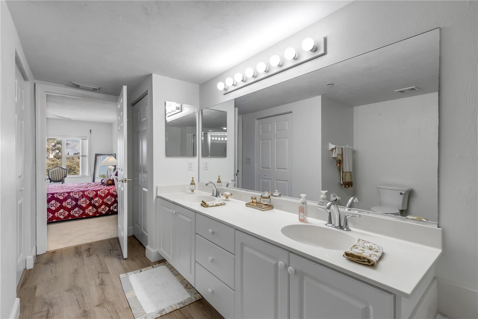 BOUCHELLE ISLAND CONDO - Residential