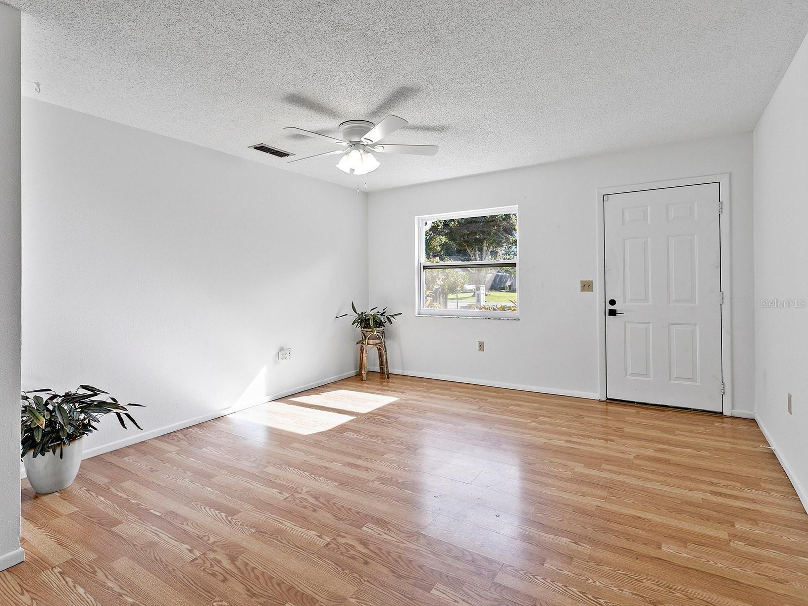 4260 BELL AVENUE, SARASOTA, FL, 34231 4 4260 BELL AVENUE