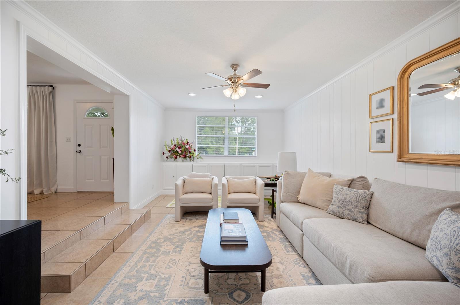 402 FLAMINGO DRIVE