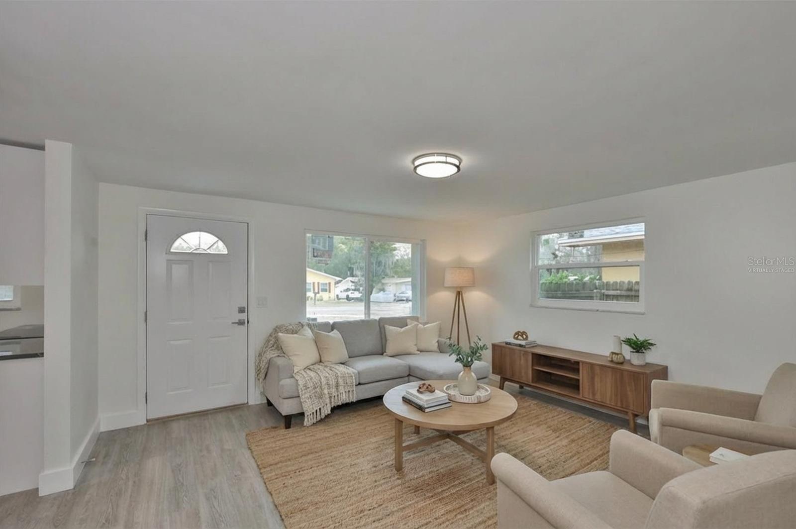 SHADOW LAWN - Residential