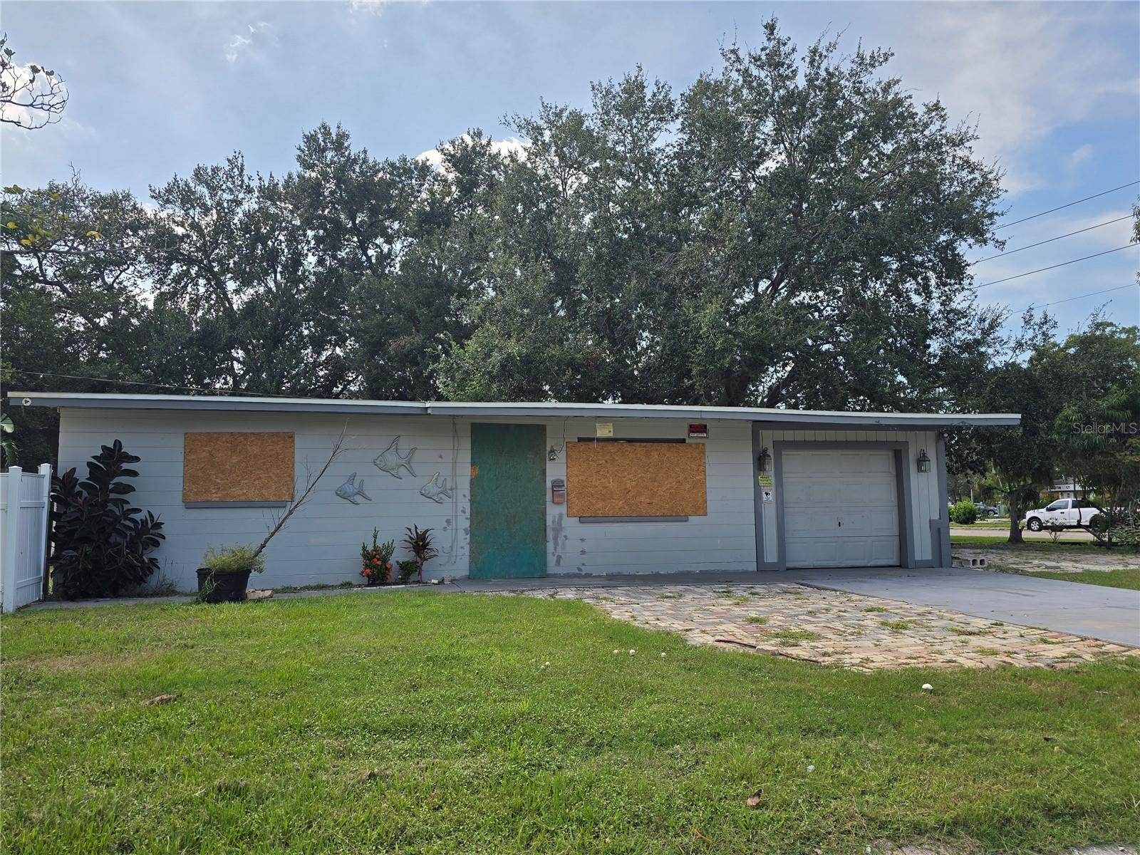 Property is being sold as-is. Good bones but tlc needed. Come add this one to your portfolio.