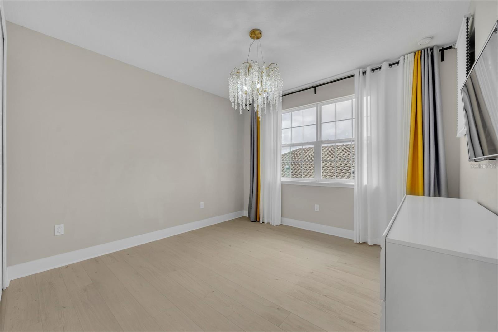 SAND LAKE SOUND - Residential