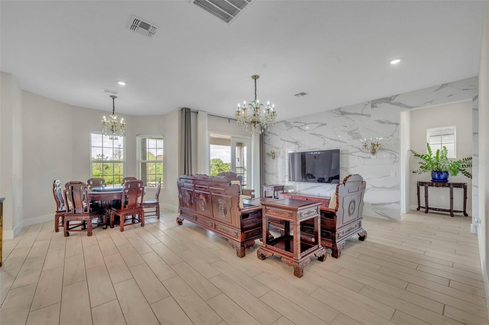 SAND LAKE SOUND - Residential