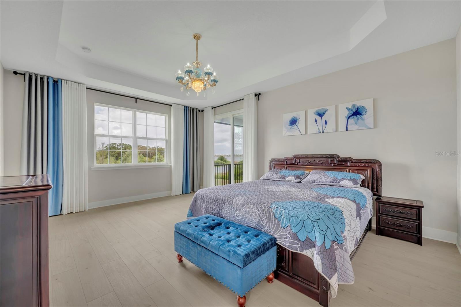 SAND LAKE SOUND - Residential