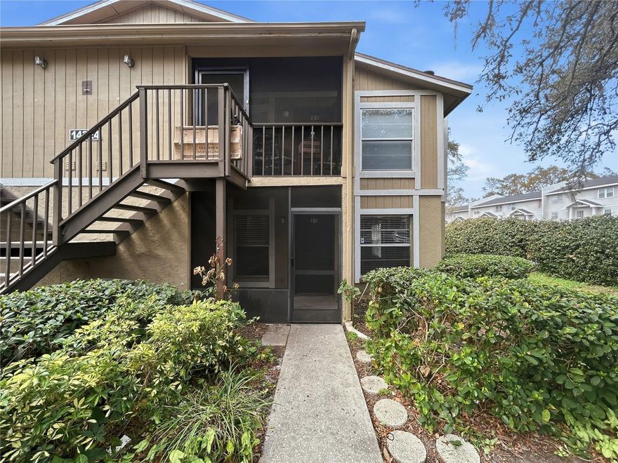 A well maintained first floor 2 bedroom 2 bath condominium close in a peaceful community close to University of Florida, Moffit Center and the VA hospital on the Bull Runner route. The kitchen has quartz counters and stainless steel appliances. The primary bedroom offers a spacious walk-in closet and a private ensuite bathroom. Enjoy cold night with a fireplace in the living room and sunny mornings on the screened lanai with adjacent laundry room. 
A great place to live not far from Tampa International Airport , a good investment opportunity.