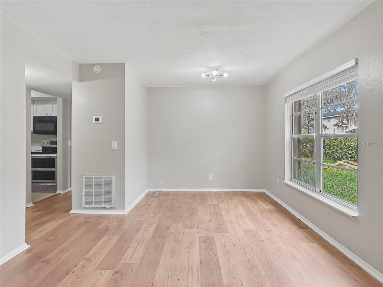 1FK | THE OAKS UNIT VIII A CONDOMINIUM - Residential