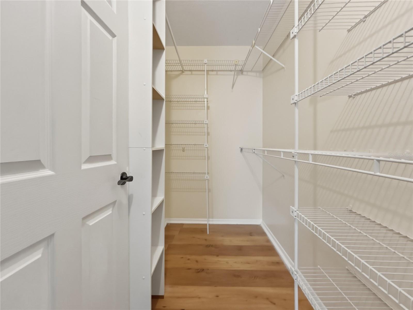 1FK | THE OAKS UNIT VIII A CONDOMINIUM - Residential