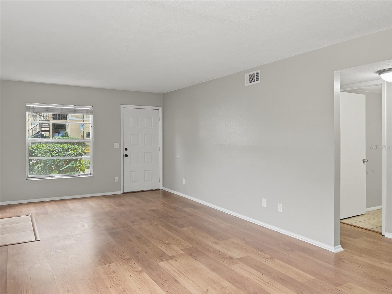 1FK | THE OAKS UNIT VIII A CONDOMINIUM - Residential