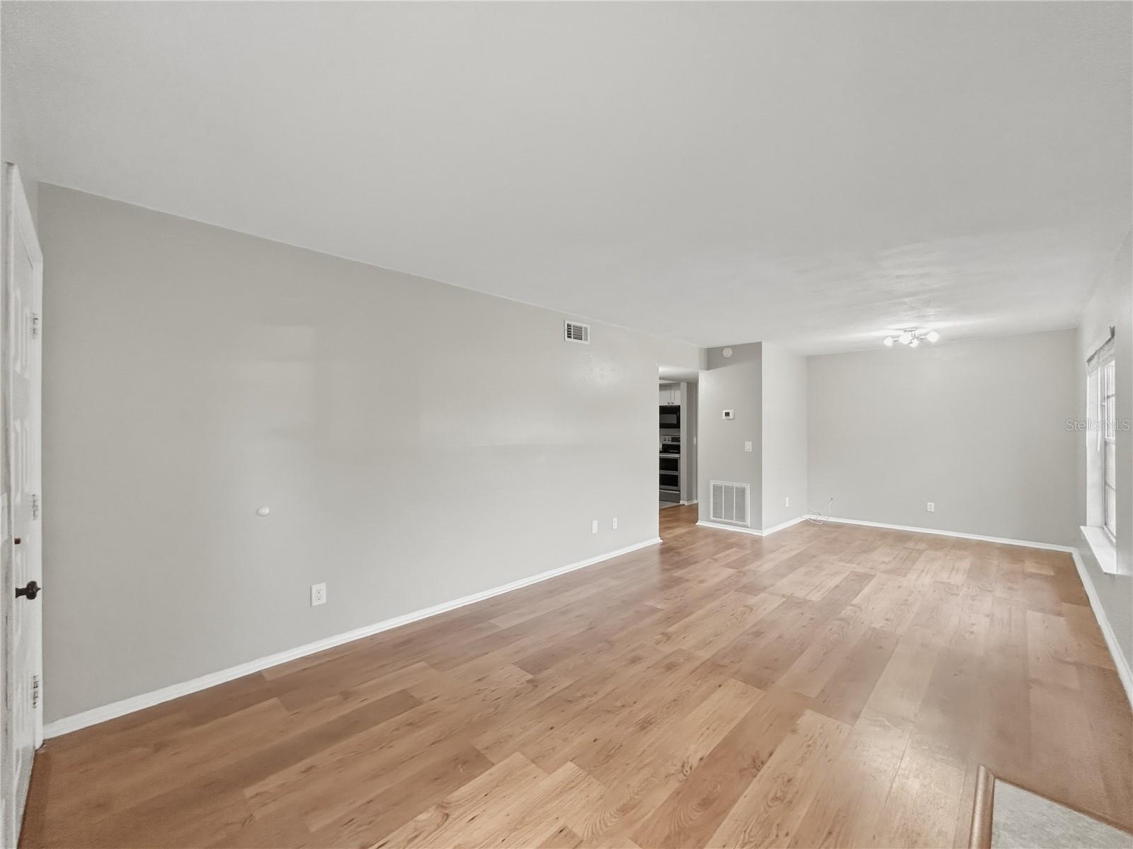 1FK | THE OAKS UNIT VIII A CONDOMINIUM - Residential