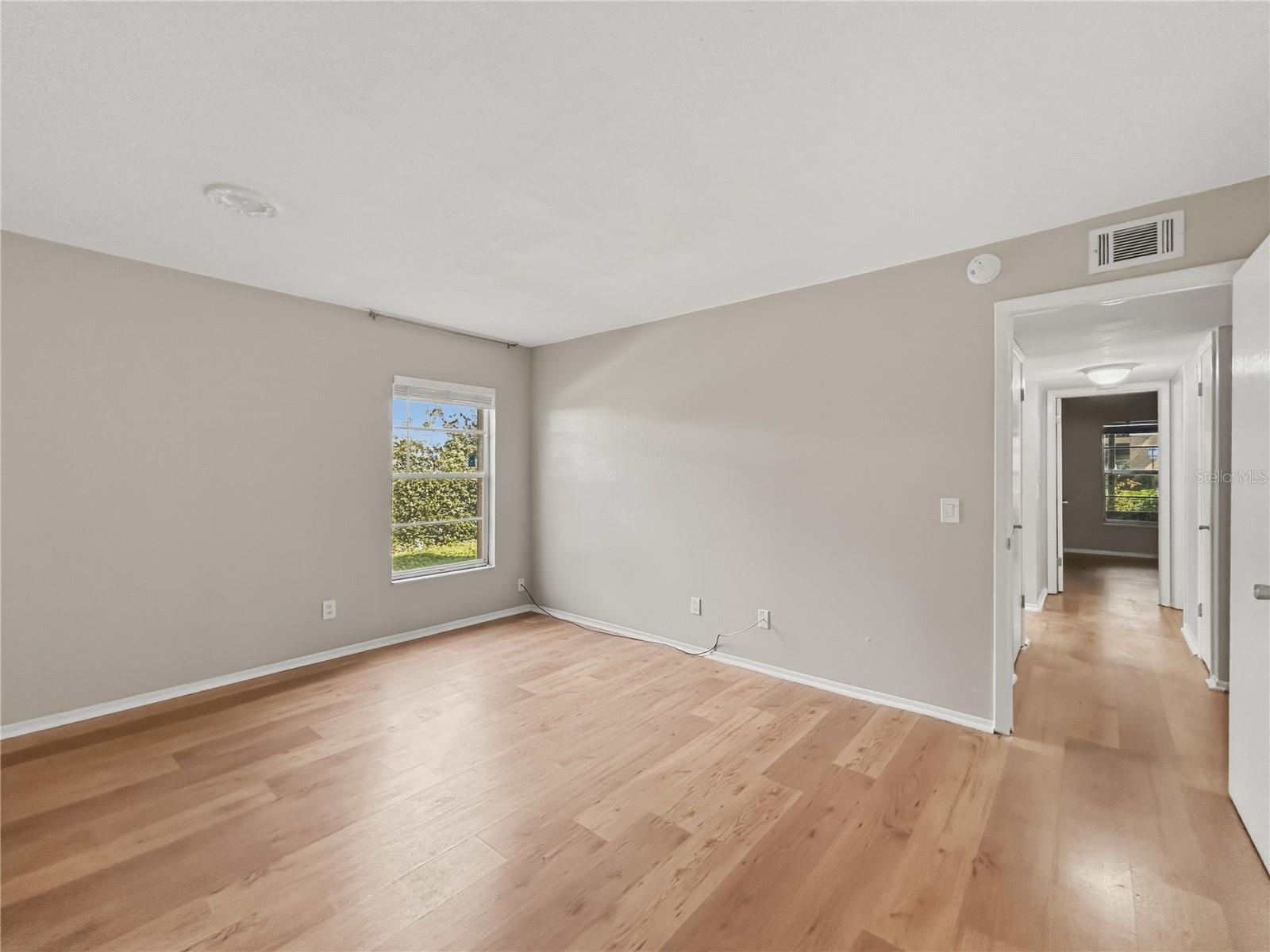 1FK | THE OAKS UNIT VIII A CONDOMINIUM - Residential