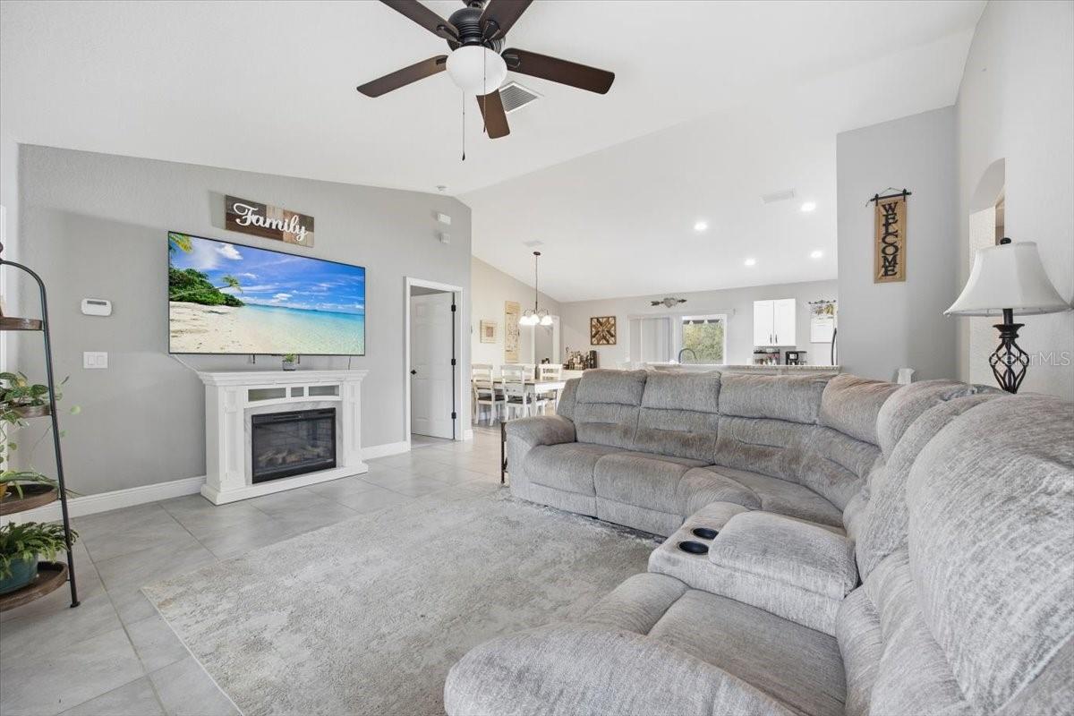 ORANGE BLOSSOM HILLS 13 - Residential