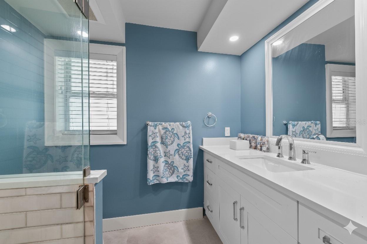 LAGUNA SHORES - Residential