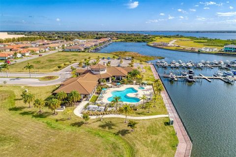 A home in PALMETTO