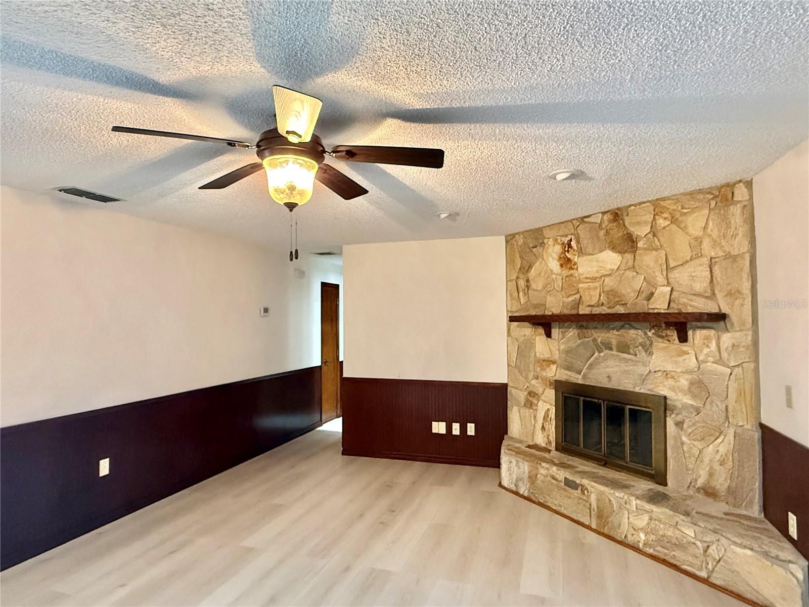 S & S ACRES - Residential Lease