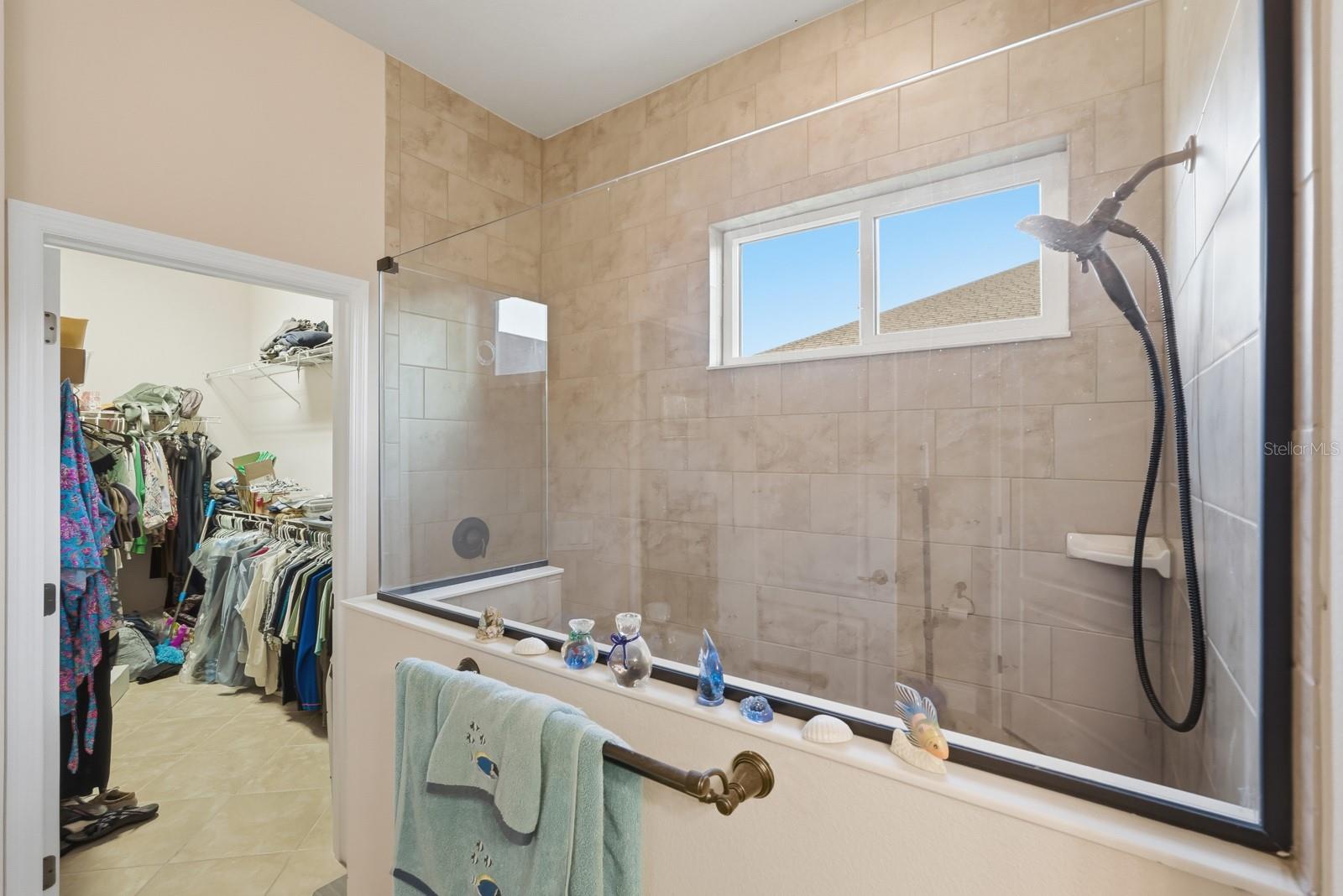 VERANO AT VENETIAN BAY - Residential