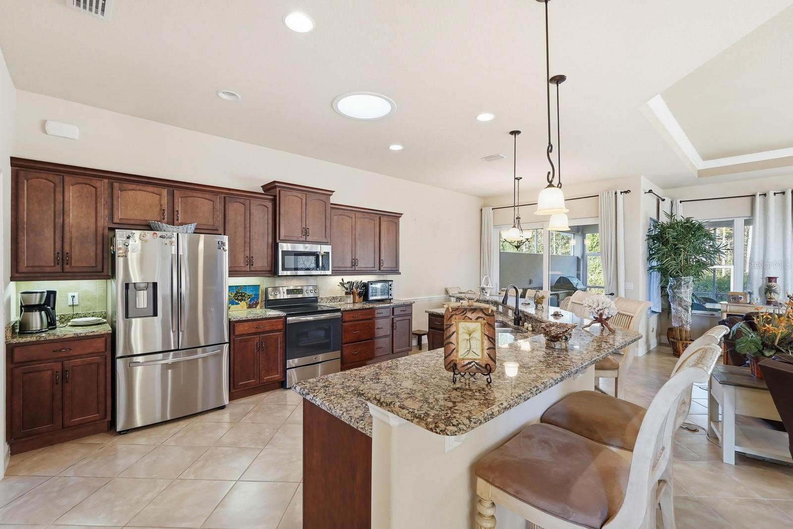 VERANO AT VENETIAN BAY - Residential