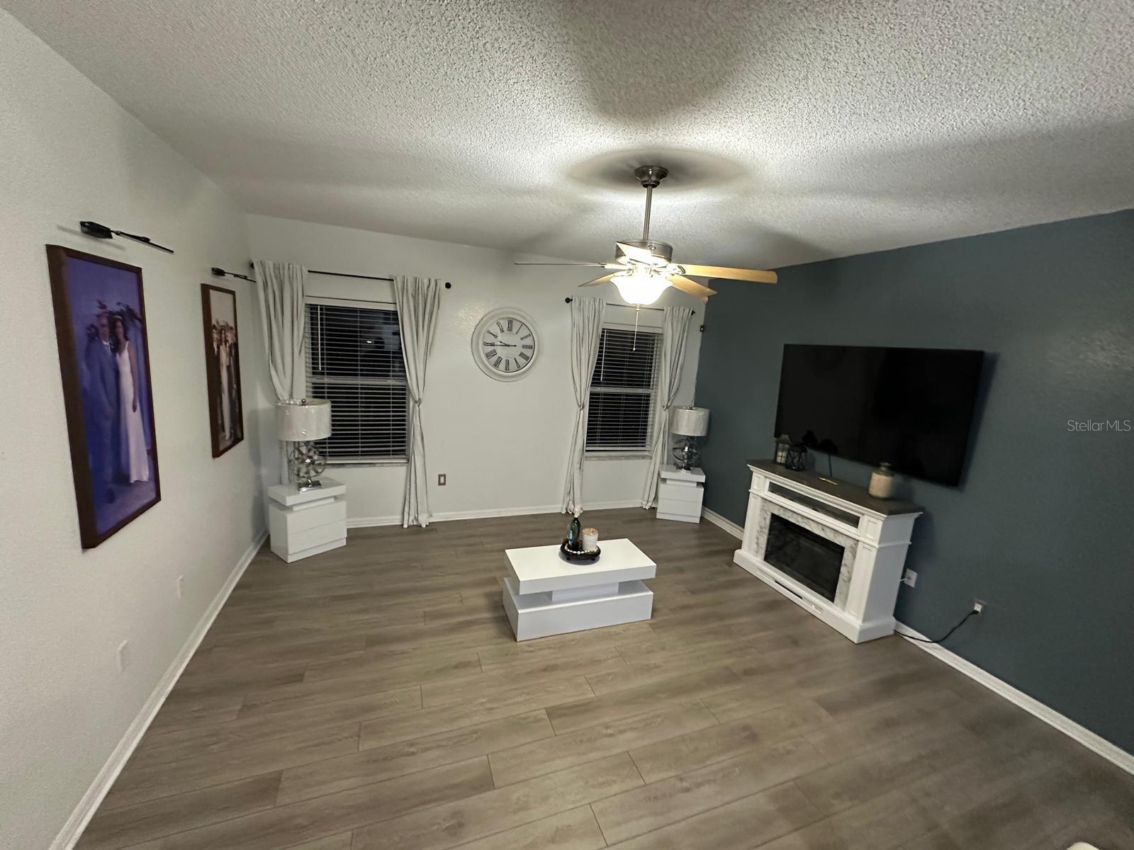 6003 LIVE OAK DRIVE